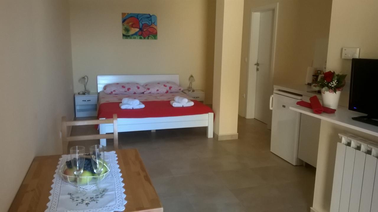 Oliva Apartments 1 Lozica ドゥブロブニク エクステリア 写真
